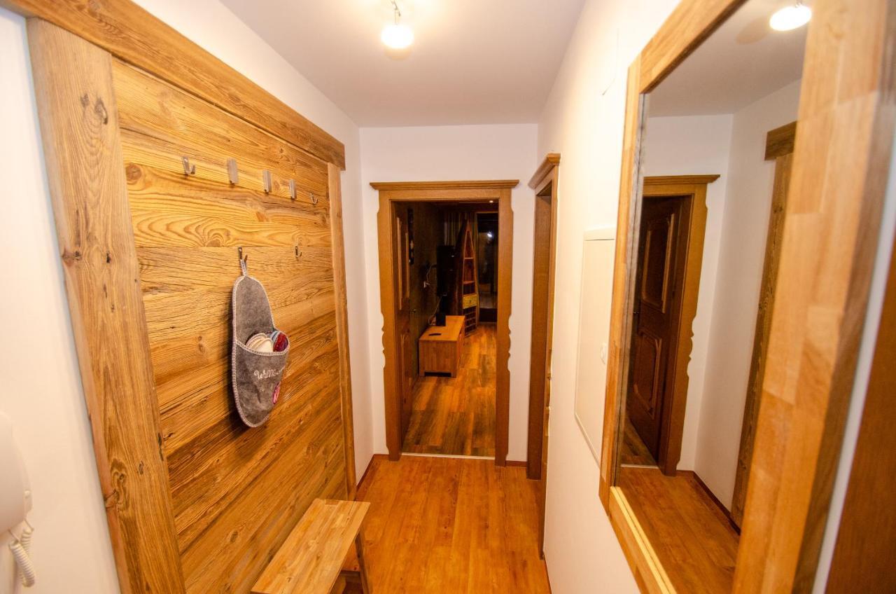 Penthouse Eightyone By All In One Apartments Kaprun Eksteriør billede