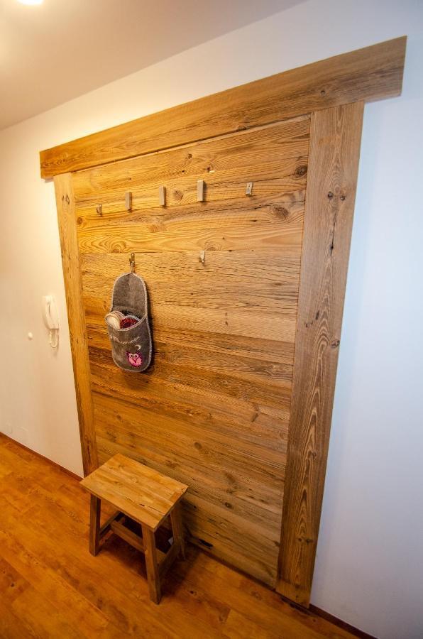 Penthouse Eightyone By All In One Apartments Kaprun Eksteriør billede